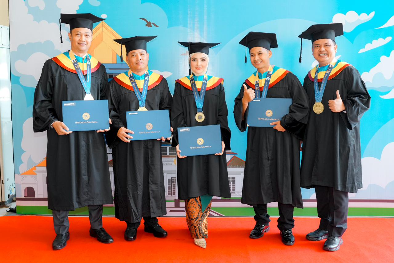 Pengukuhan-gelar-doktor